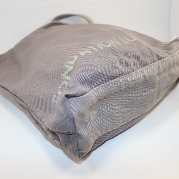 Louis Vuitton Fondation Gray Canvas Tote Bag - Picture 4 of 5